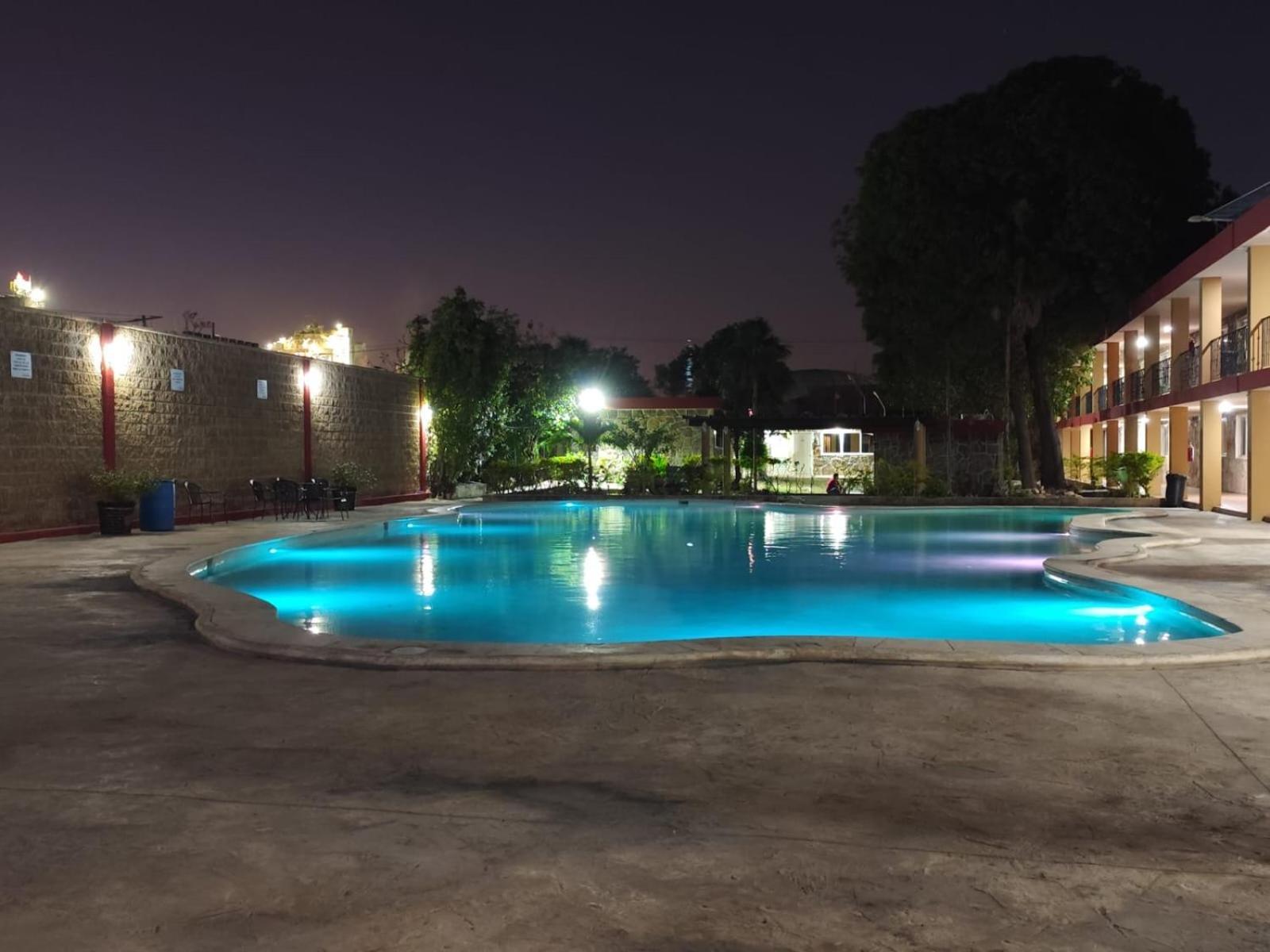 Hotel Posada Maya Мерида Экстерьер фото